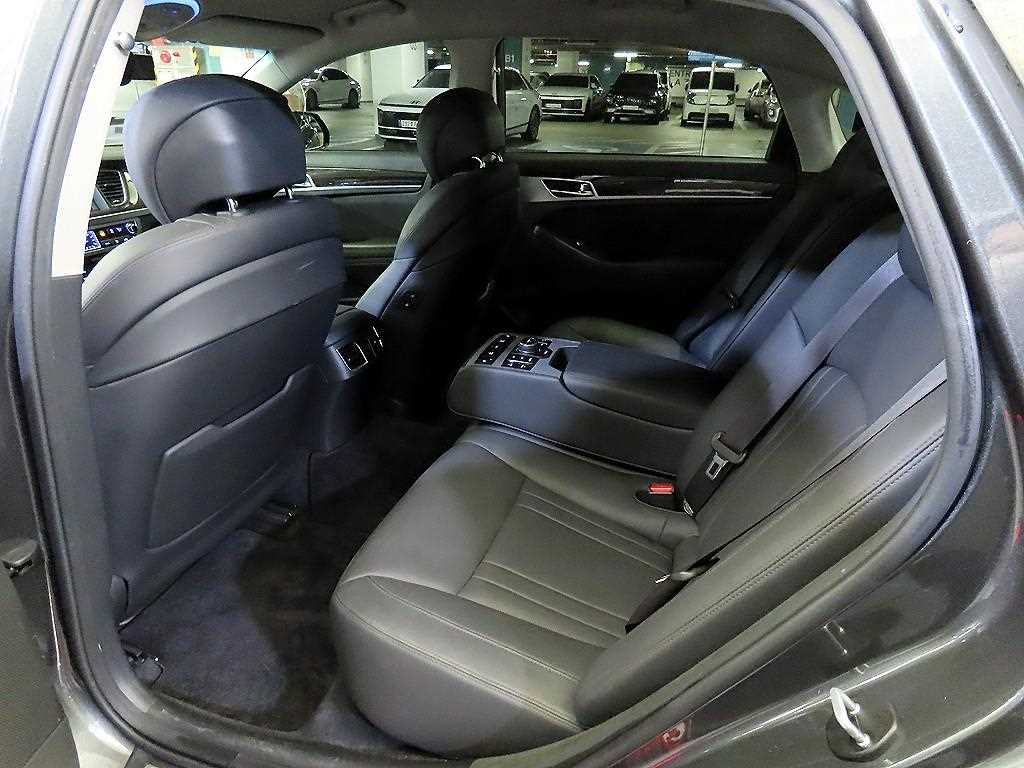 Genesis G80 - Vista 7