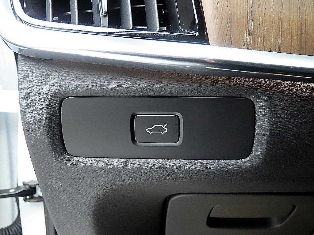 Volvo S90 - Vista 12