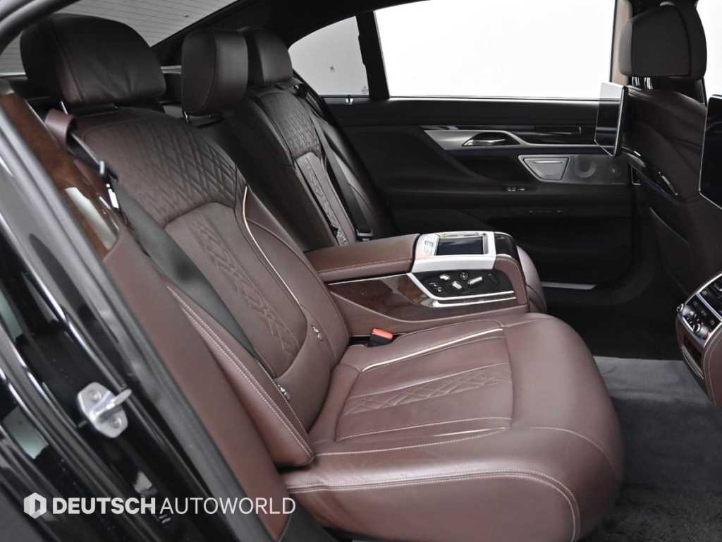 BMW 7 Series - Vista 12