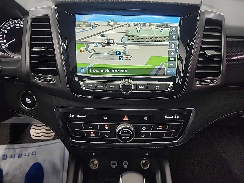 Ssangyong Rexton - Vista 10