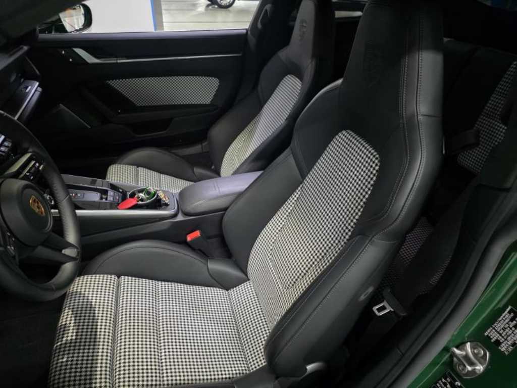 Porsche 911 - Vista 6