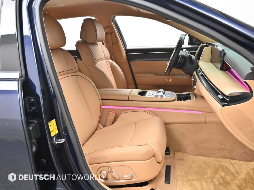 Genesis G90 - Vista 10