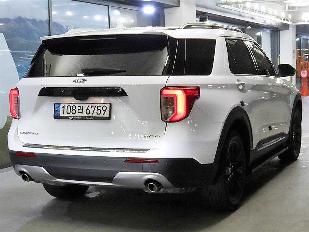 Ford Explorer - Vista 4