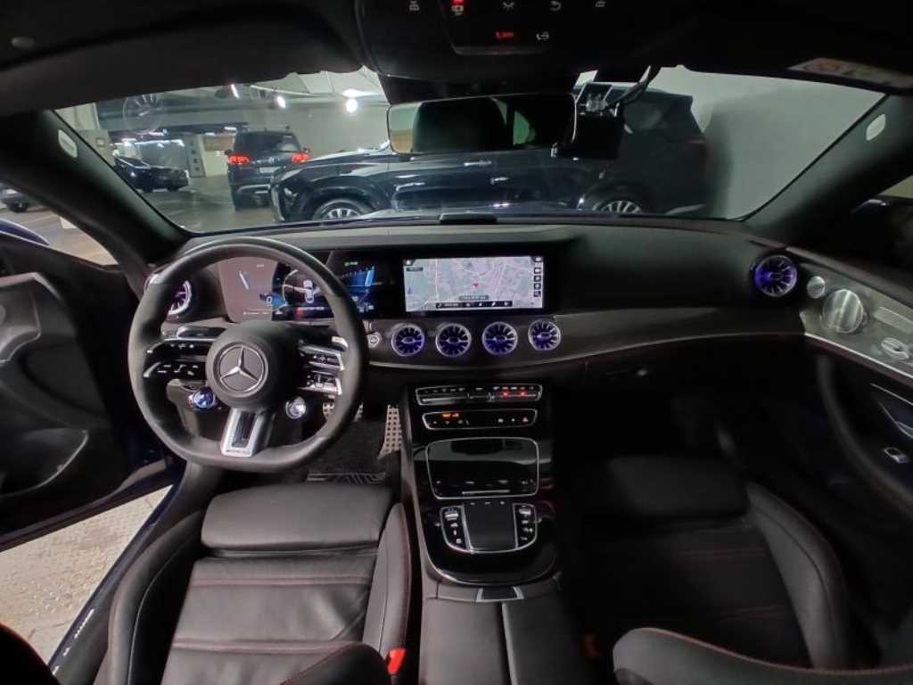 Mercedes Benz E class - Vista 6