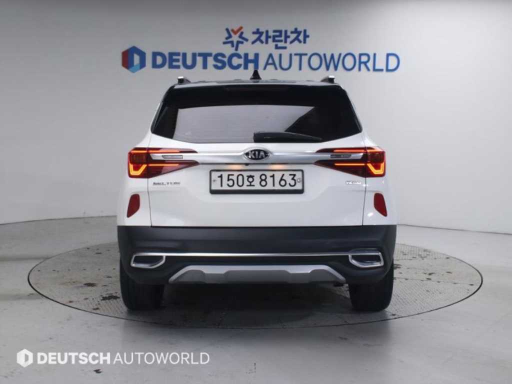 KIA Seltos - Vista 4