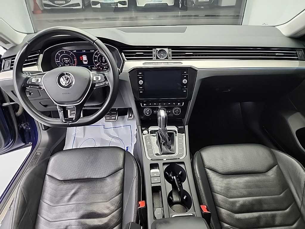 Volkswagen Arteon - Vista 7