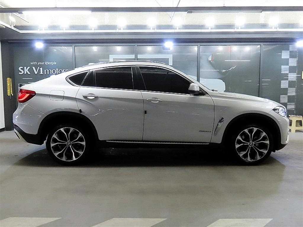 BMW X6 - Vista 3