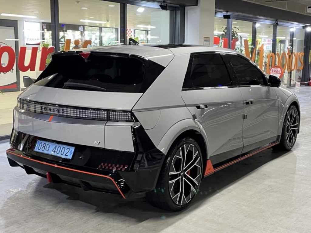 HYUNDAI Ioniq 5 - Vista 4