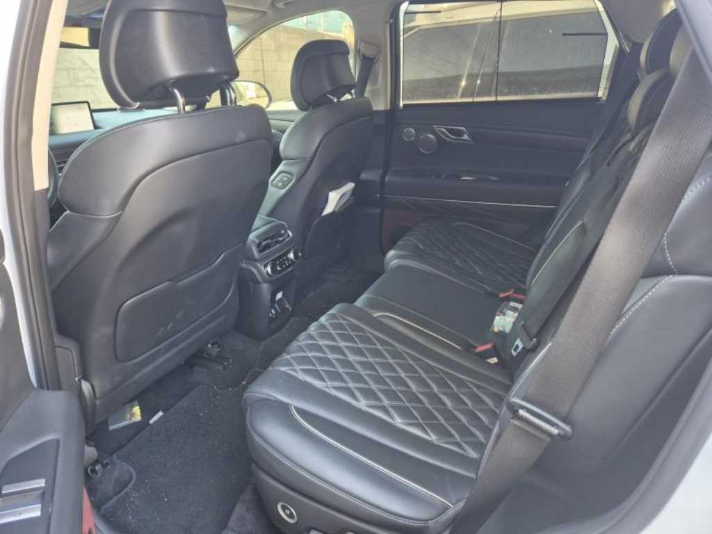 Genesis GV80 - Vista 5