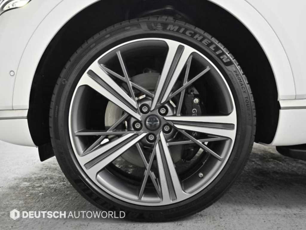 Genesis GV80 - Vista 5