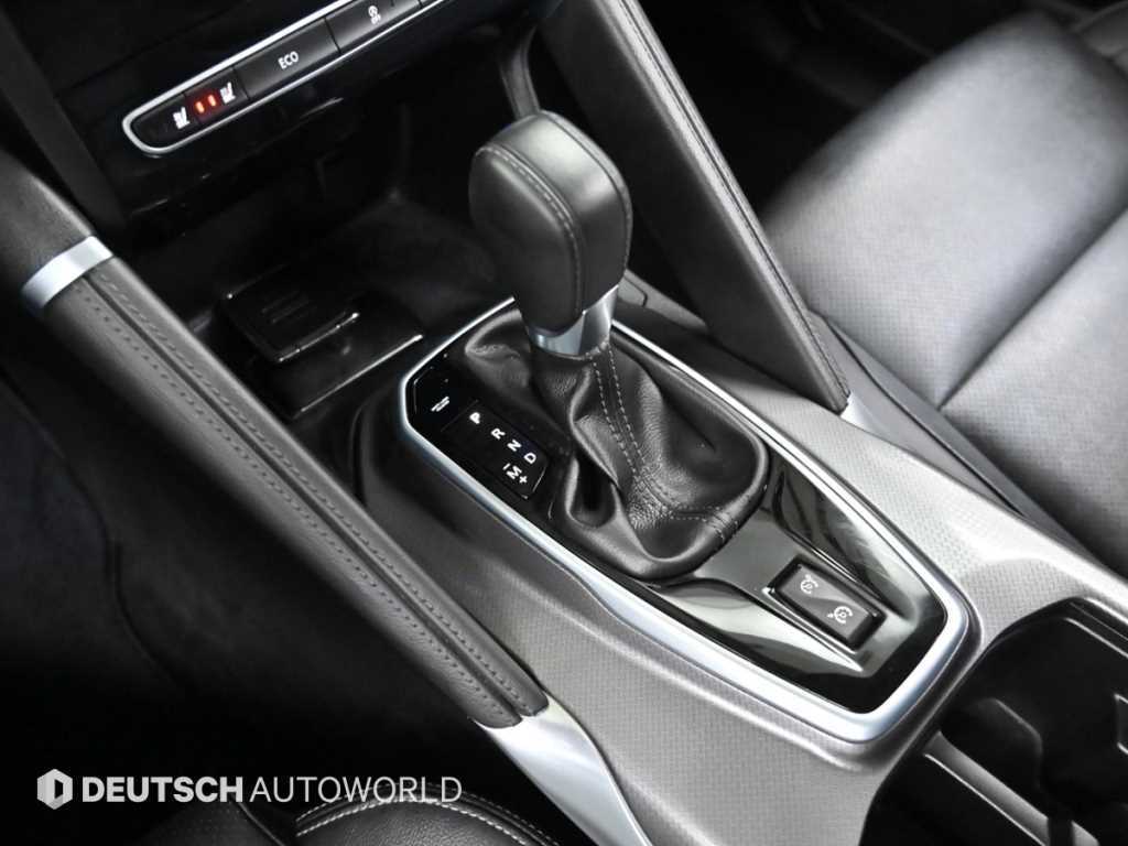 SAMSUNG QM6 - Vista 9