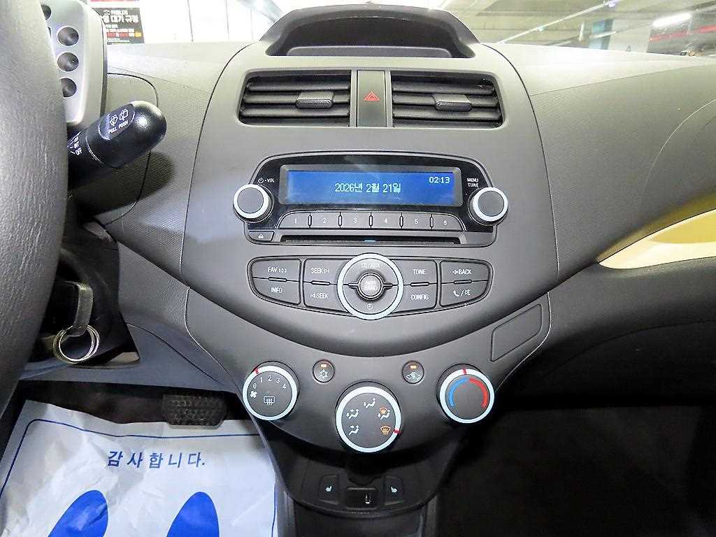 Chevrolet Spark - Vista 11