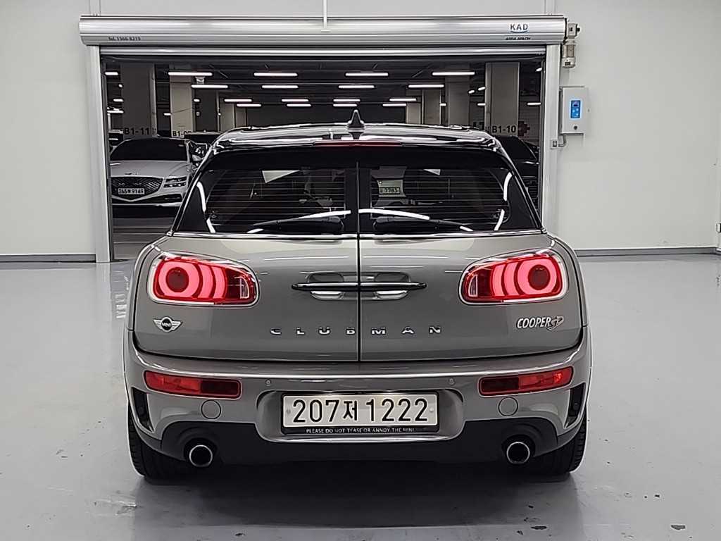 Mini Clubman - Vista 5