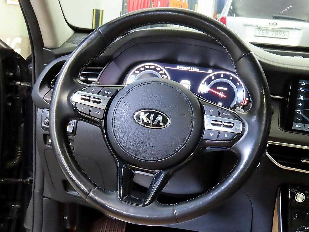 KIA K7 - Vista 8