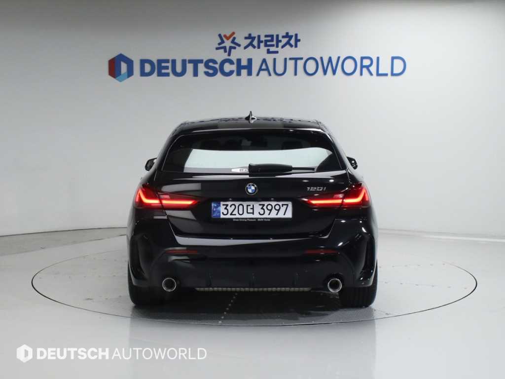 BMW 1 series - Vista 4