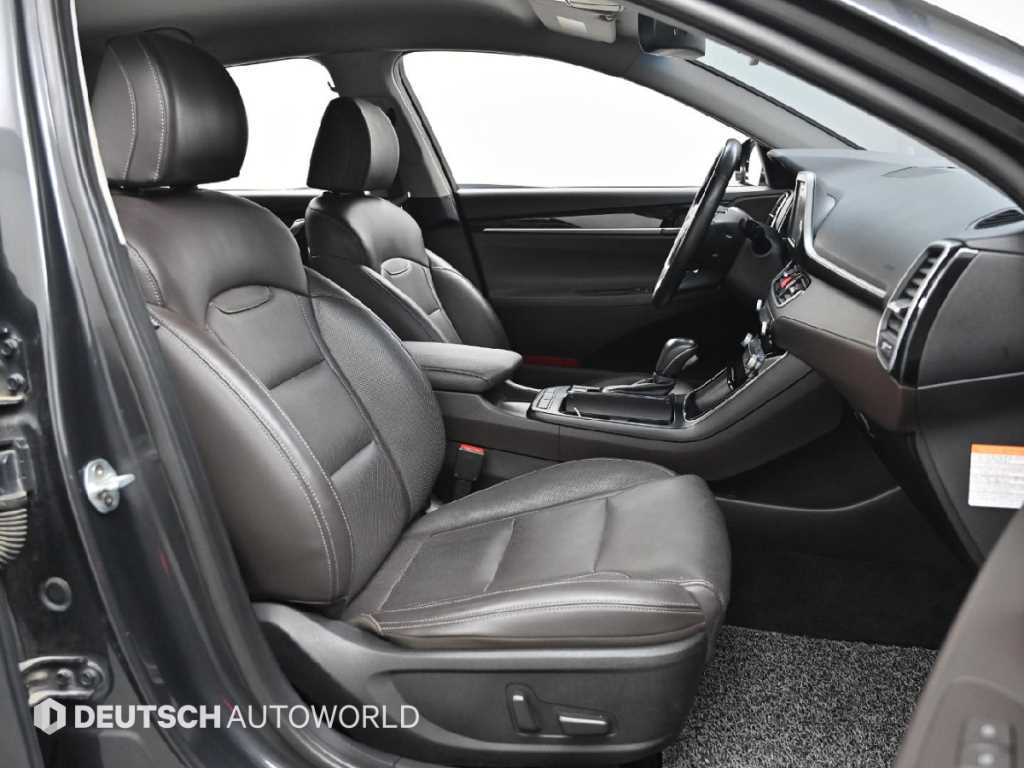 HYUNDAI Grandeur - Vista 10