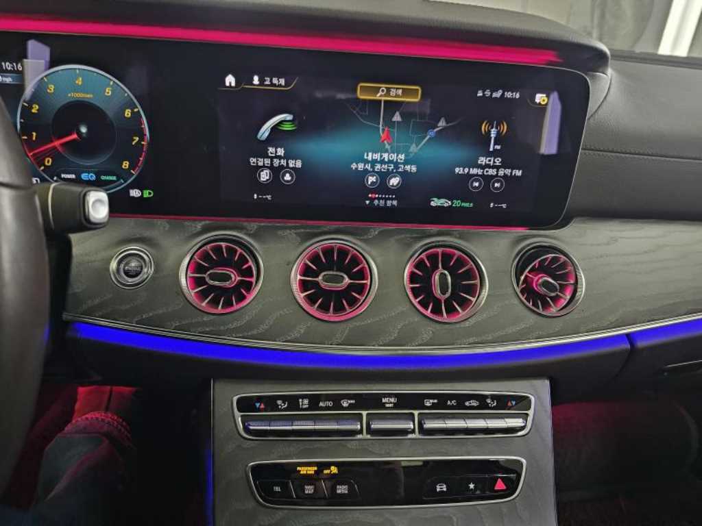 Mercedes Benz CLS Class - Vista 8