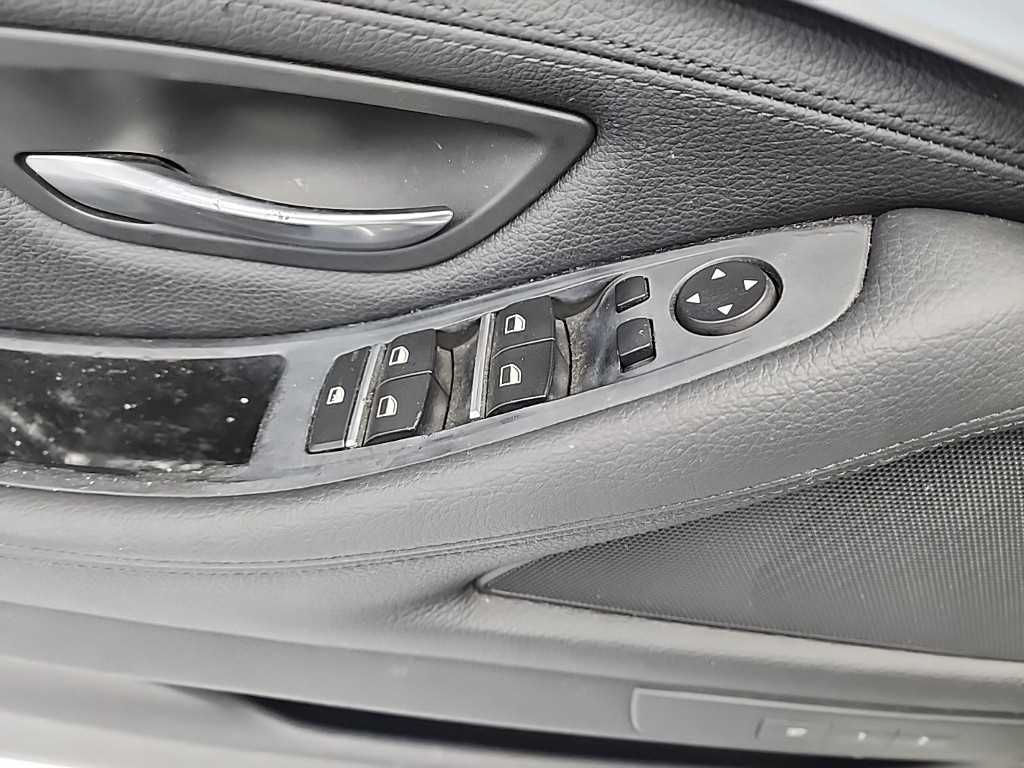 BMW 5 Series 2015 Blanco - Importación desde Corea - HF Imports Iquique - Foto 17