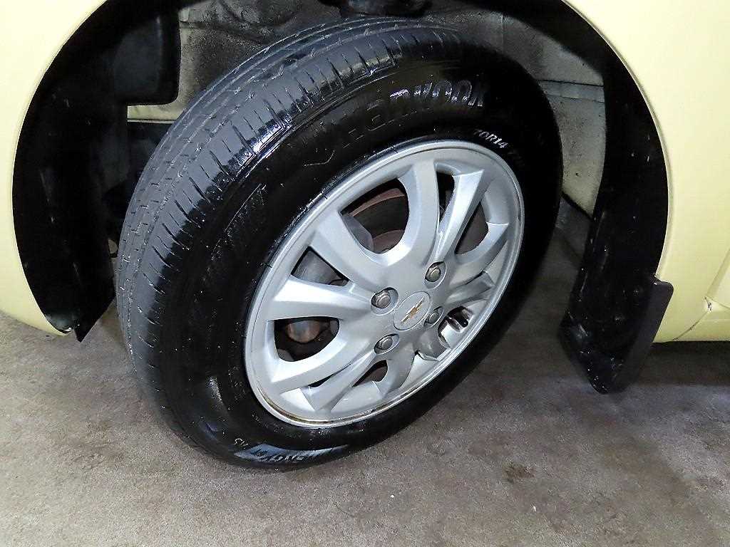 Chevrolet Spark 2013 Amarillo - Importación desde Corea - HF Imports Iquique - Foto 17