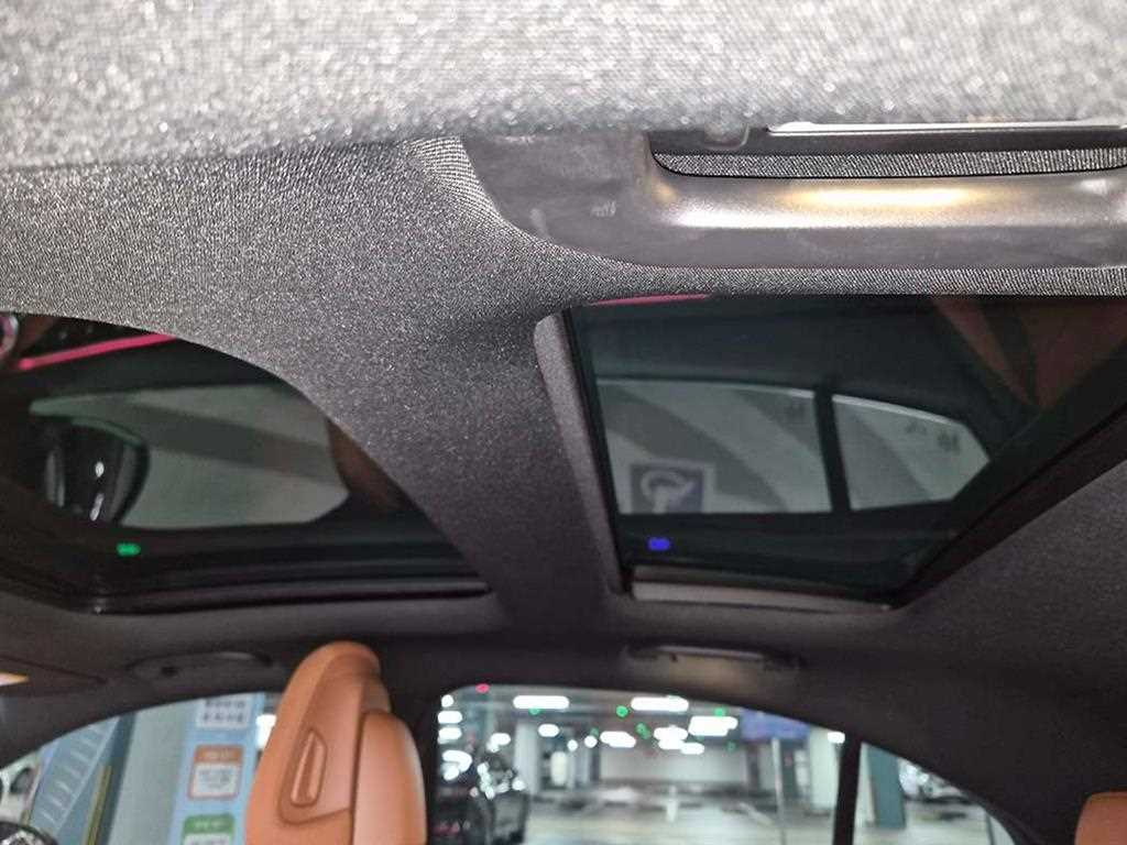 Mercedes Benz C Class 2025 Negro - Importación desde Corea - HF Imports Iquique - Foto 16