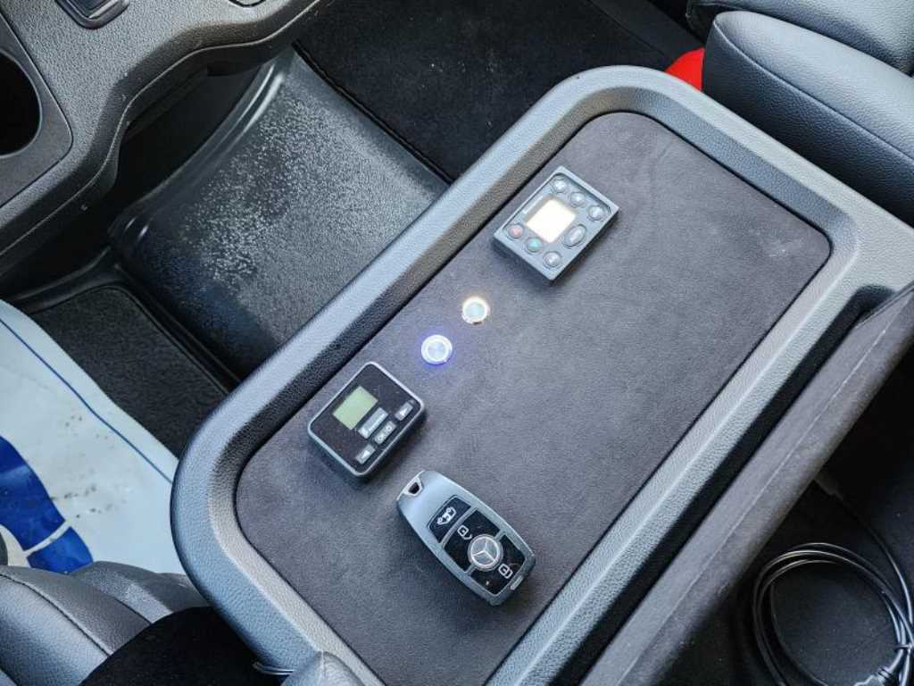 Mercedes Benz Sprinter 2021 Negro - Importación desde Corea - HF Imports Iquique - Foto 15