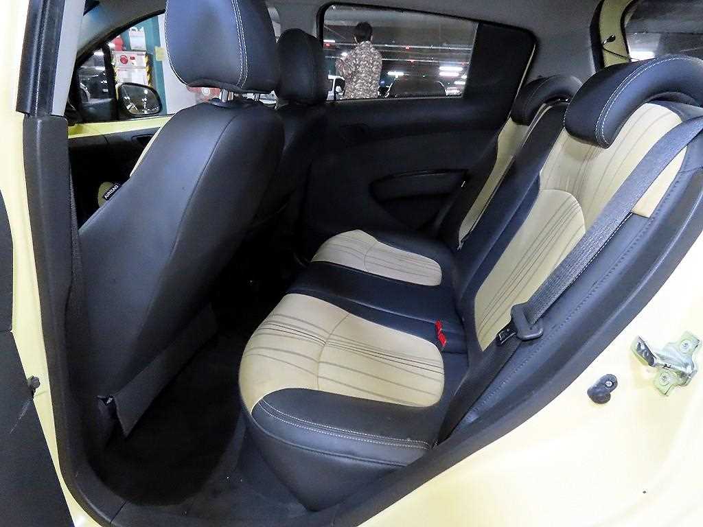 Chevrolet Spark - Vista 7