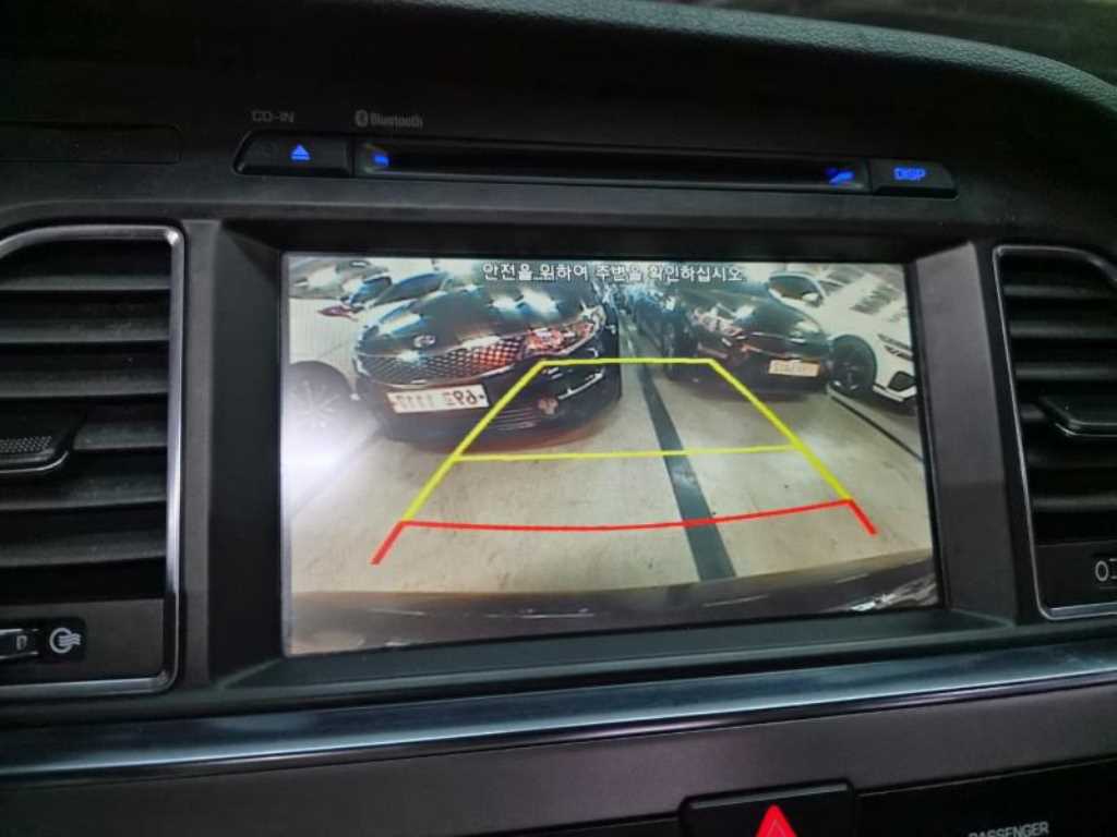 HYUNDAI Sonata - Vista 9