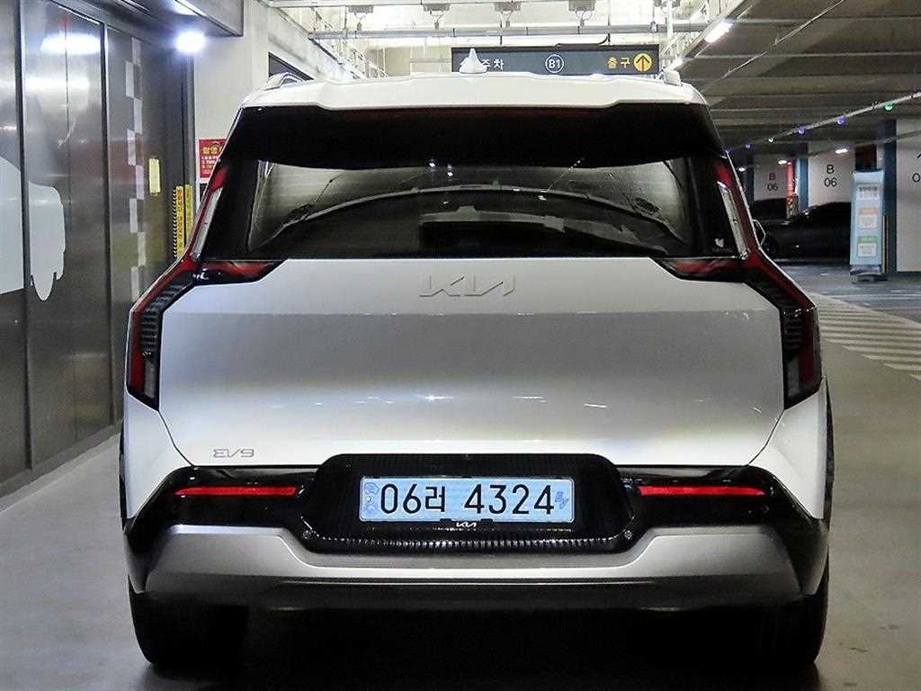 KIA EV9 - Vista 5