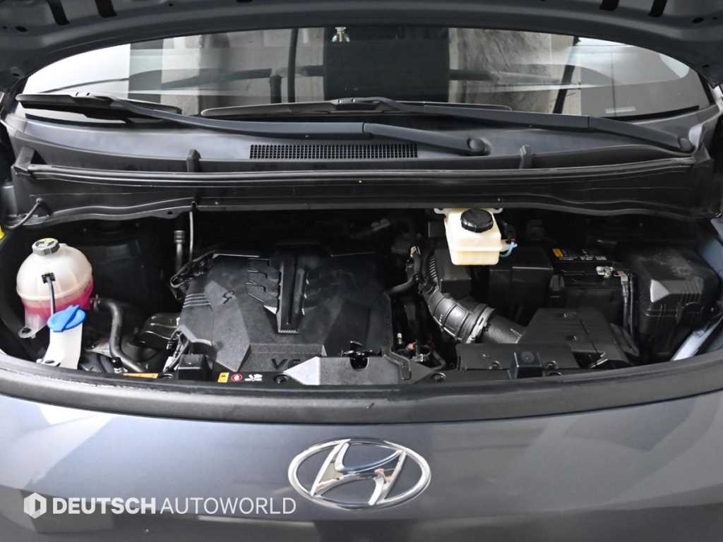 HYUNDAI Staria - Vista 6