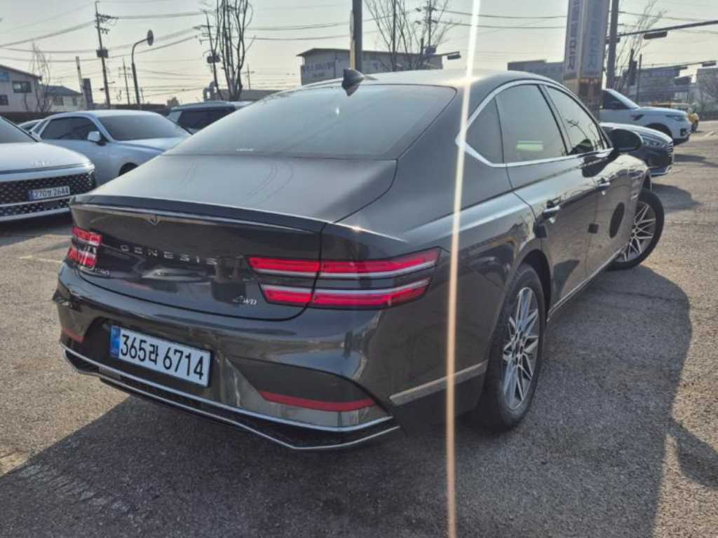 Genesis G80 - Vista 4