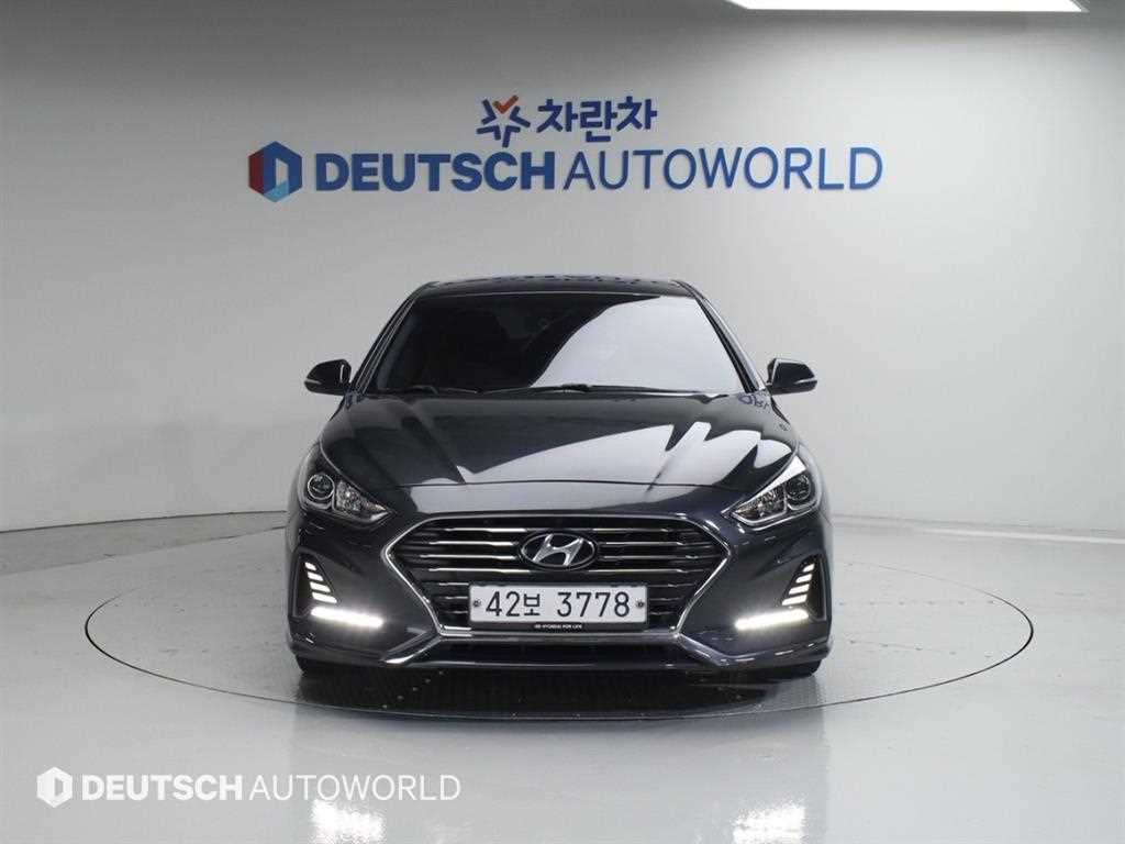 HYUNDAI Sonata - Vista 4