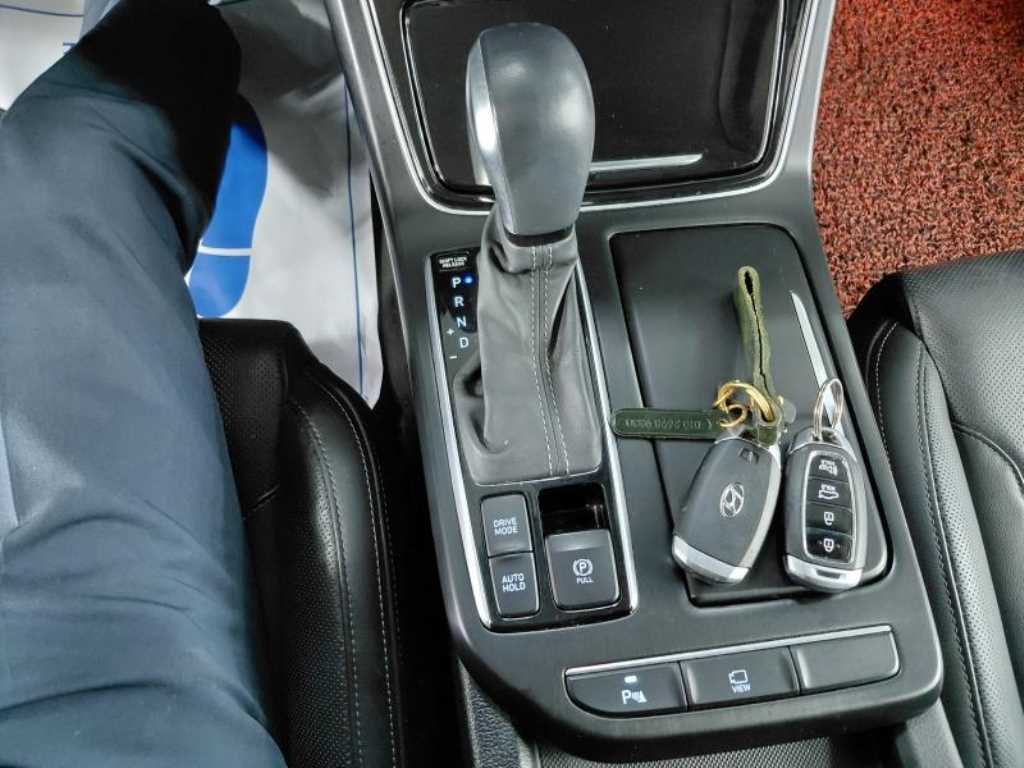 HYUNDAI Grandeur 2019 Blanco - Importación desde Corea - HF Imports Iquique - Foto 18