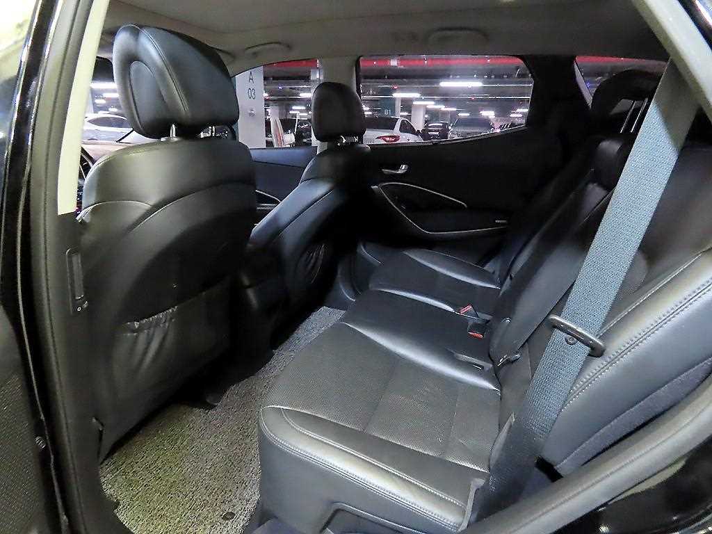 HYUNDAI Santa Fe - Vista 7