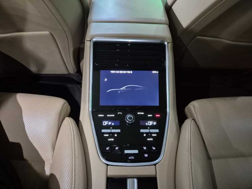 Porsche Panamera - Vista 11