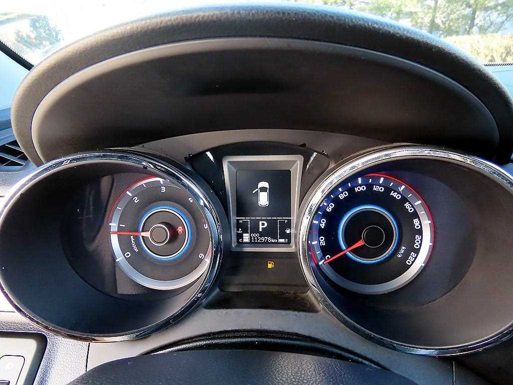 Ssangyong Tivoli - Vista 9