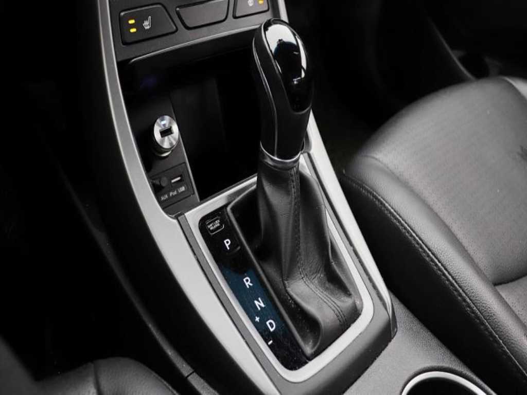 HYUNDAI Avante 2015 - Importación desde Corea - HF Imports Iquique - Foto 17