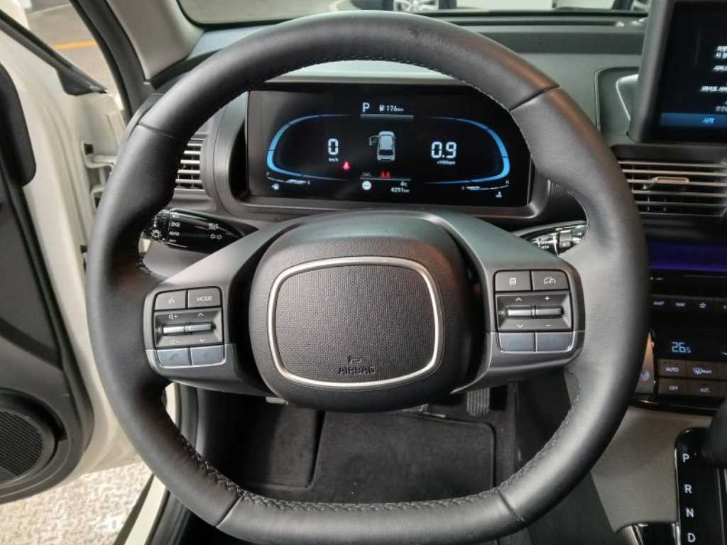 HYUNDAI Casper - Vista 8