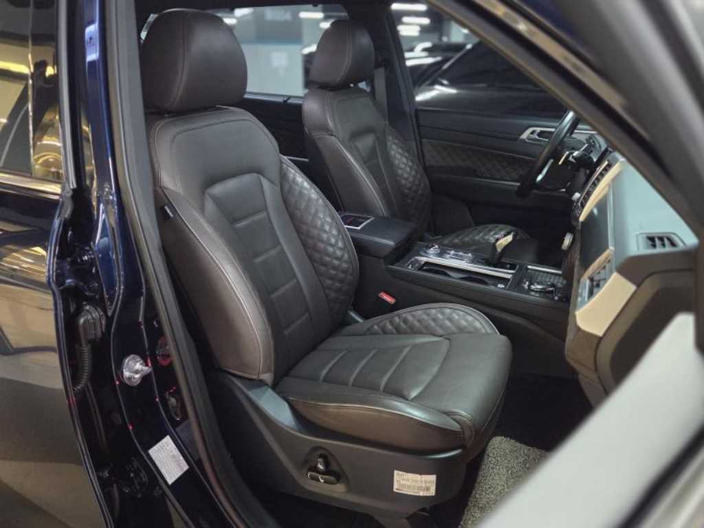 Ssangyong Rexton - Vista 9