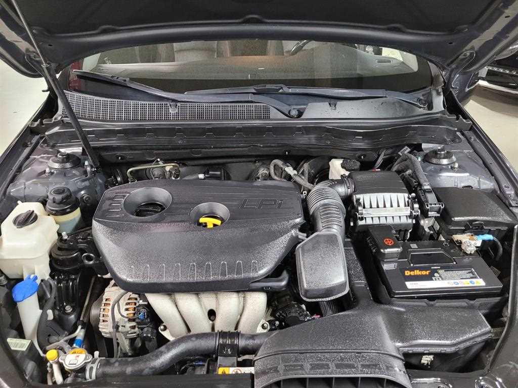 KIA K5 2015 Gris - Importación desde Corea - HF Imports Iquique - Foto 18