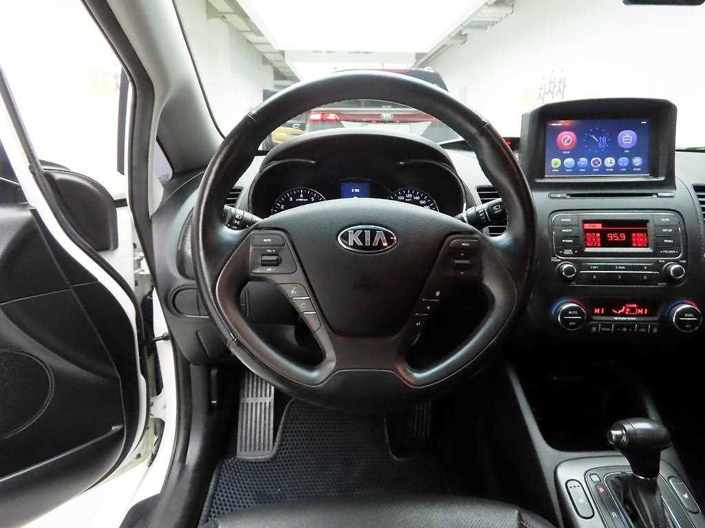 KIA K3 - Vista 7