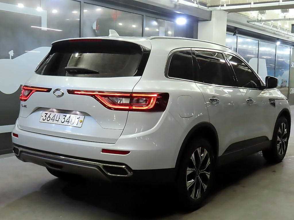 SAMSUNG QM6 - Vista 4