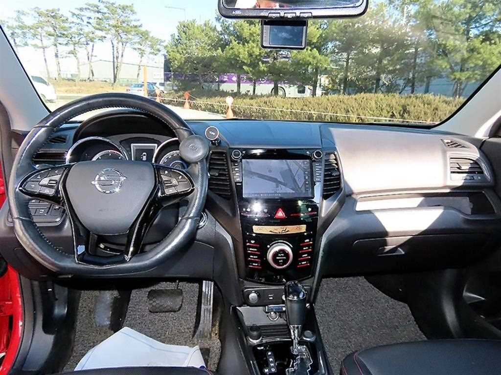 Ssangyong Tivoli - Vista 7