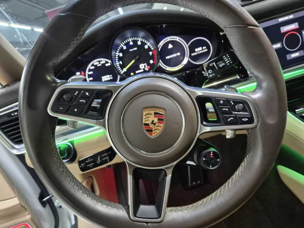 Porsche Panamera - Vista 10
