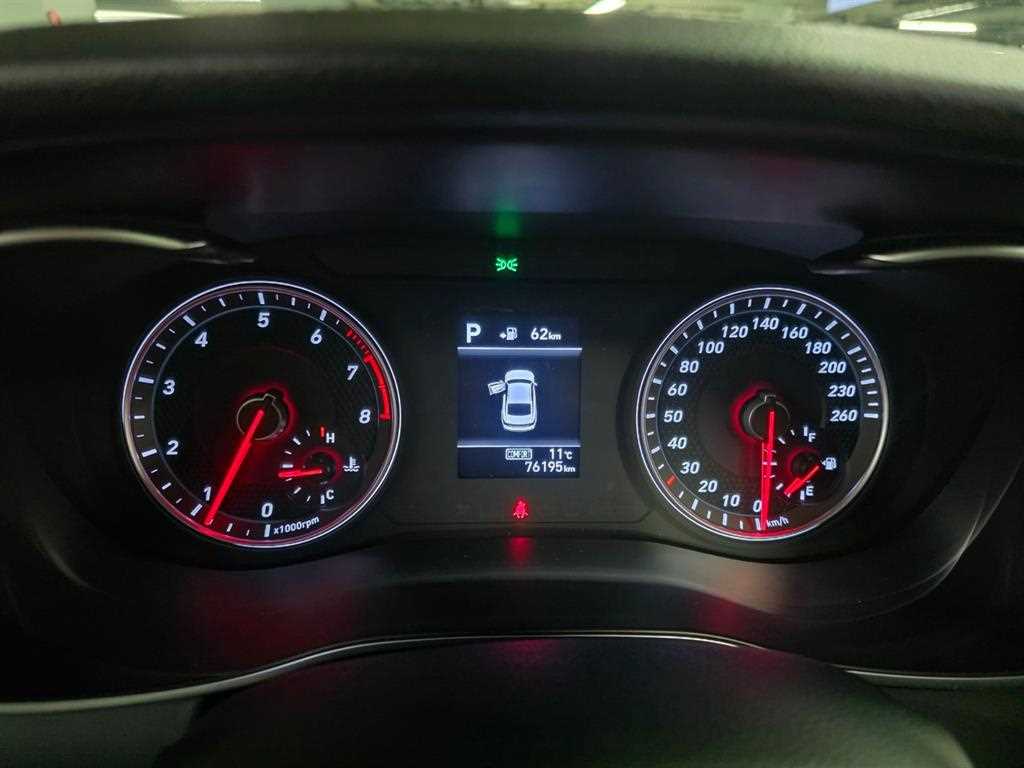 Genesis G70 - Vista 5