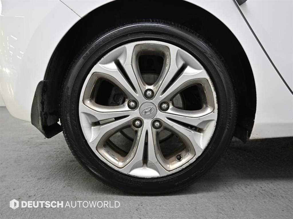 HYUNDAI i30 - Vista 6