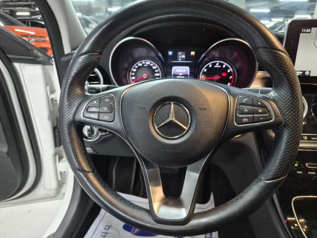 Mercedes Benz C Class - Vista 12