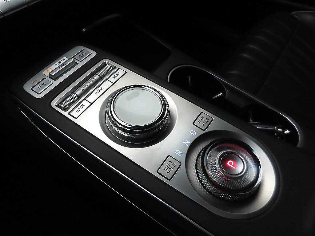 Genesis GV70 - Vista 10