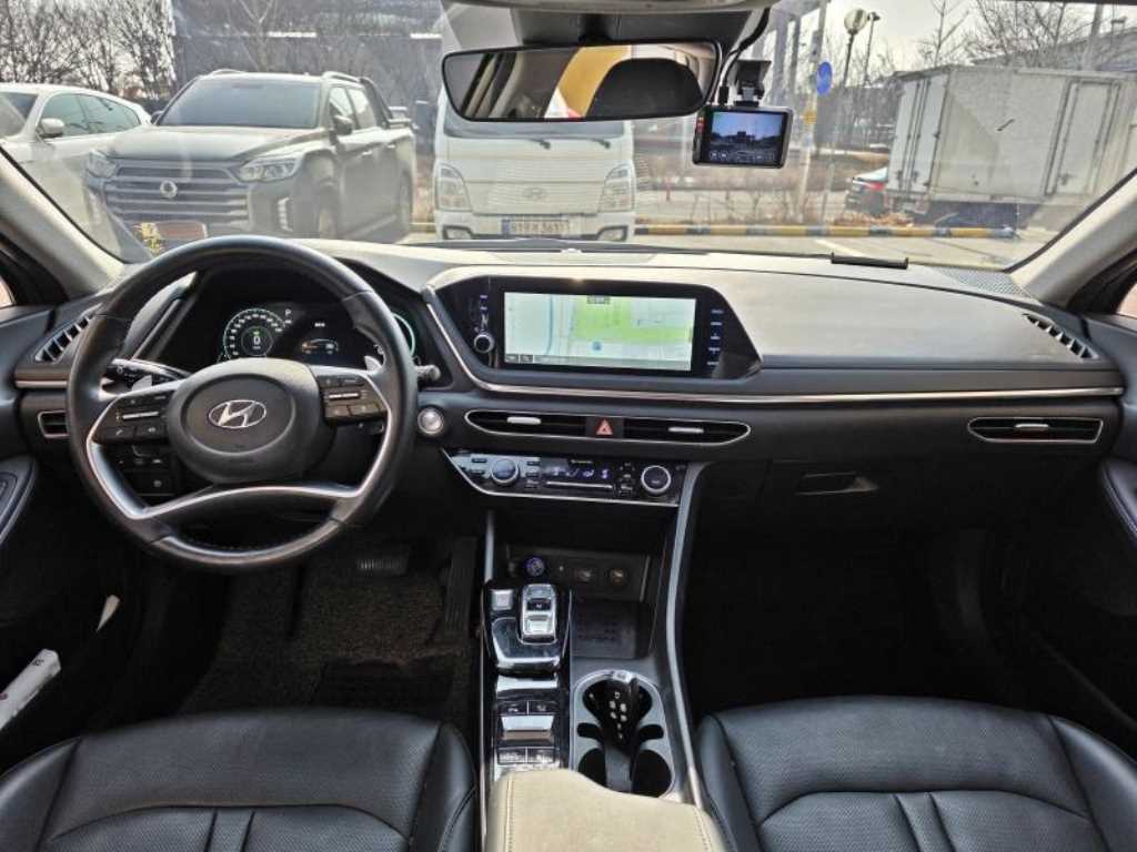 HYUNDAI Sonata - Vista 7