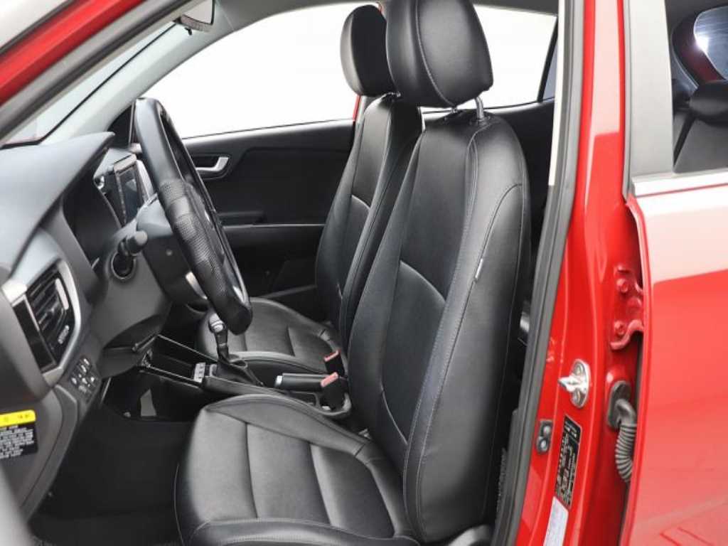 KIA Stonic - Vista 11