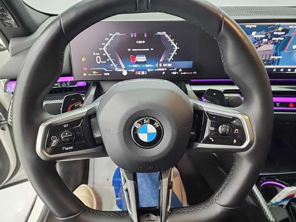 BMW 5 Series - Vista 8